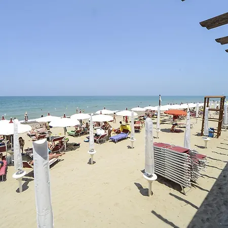 Gelso Bianco Campofelice Di Roccella